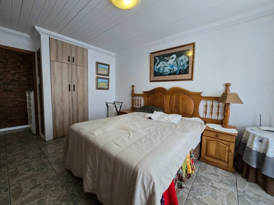 4 Bedroom Property for Sale in Stilbaai Wes Western Cape